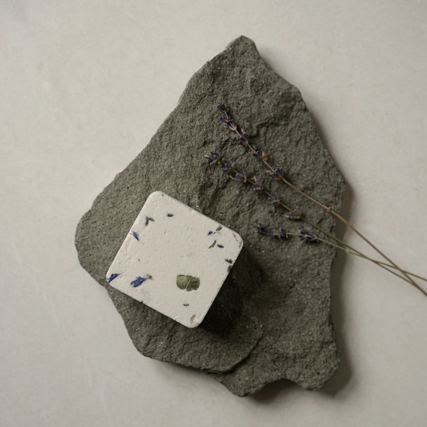 Bath Bomb - Lavender & Eucalyptus